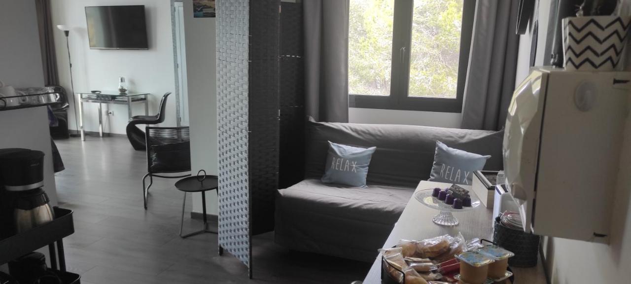 Grand Studio Terrasse De Standing, Pleine Vue Village Et Mer كاري-لو-رويه المظهر الخارجي الصورة